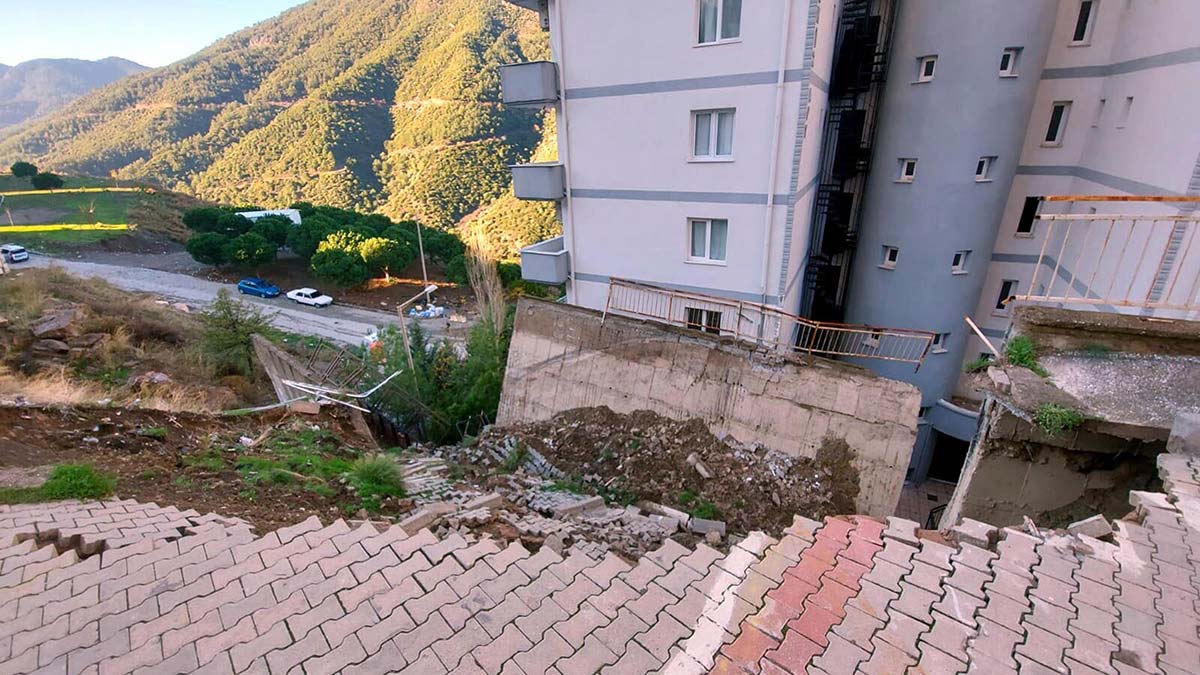 İstinat duvarı 30 yıl önce yapılmış