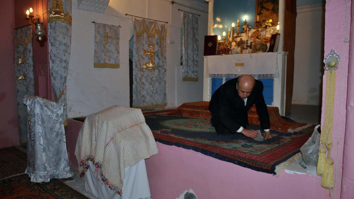 372 yıllık Surp Kevork Kilisesi'ne sahip çıkıyor