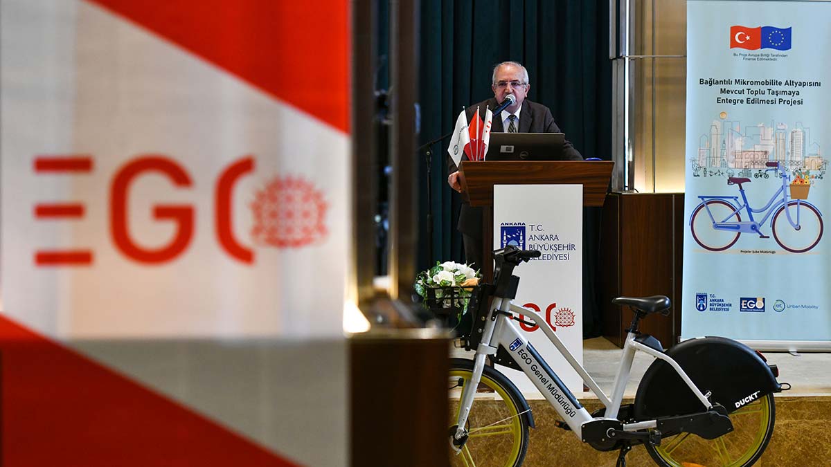 Ankara Büyükşehir Belediyesi, sürdürebilir ve çevreci ulaşım projelerini Başkentlilerle buluşturmaya devam ediyor.