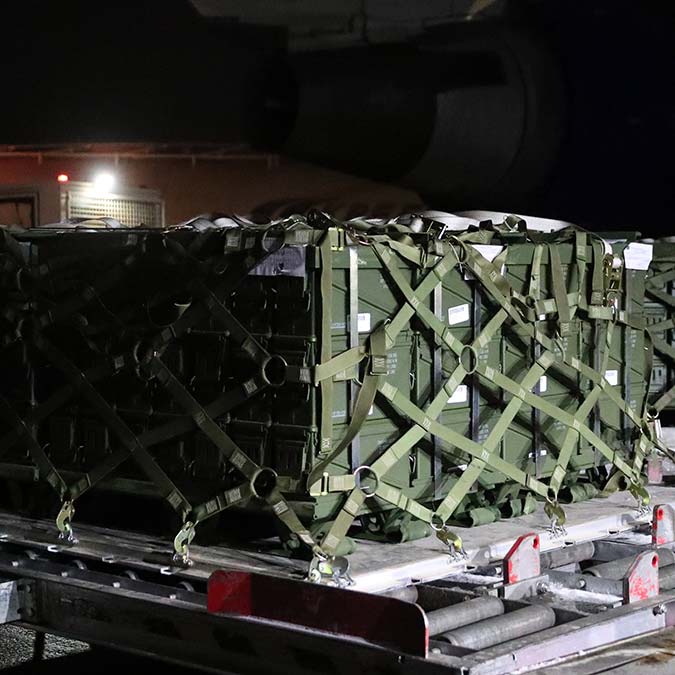 Yardımın ilk sevkiyatı Ukrayna'ya ulaştı