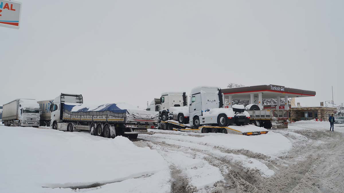 Aksaray Ankara kara yolu açıldı
