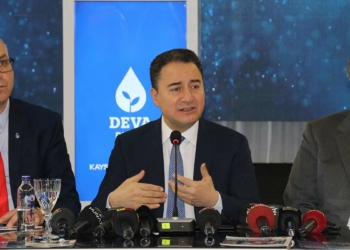 Türkiye varlık içinde yokluk yaşıyor