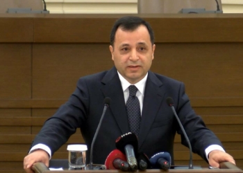 Adil yargılanma hakkıyla ilgili bir meselemiz var