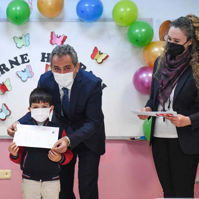 7 Şubat'ta yüz yüze eğitime devam edeceğiz