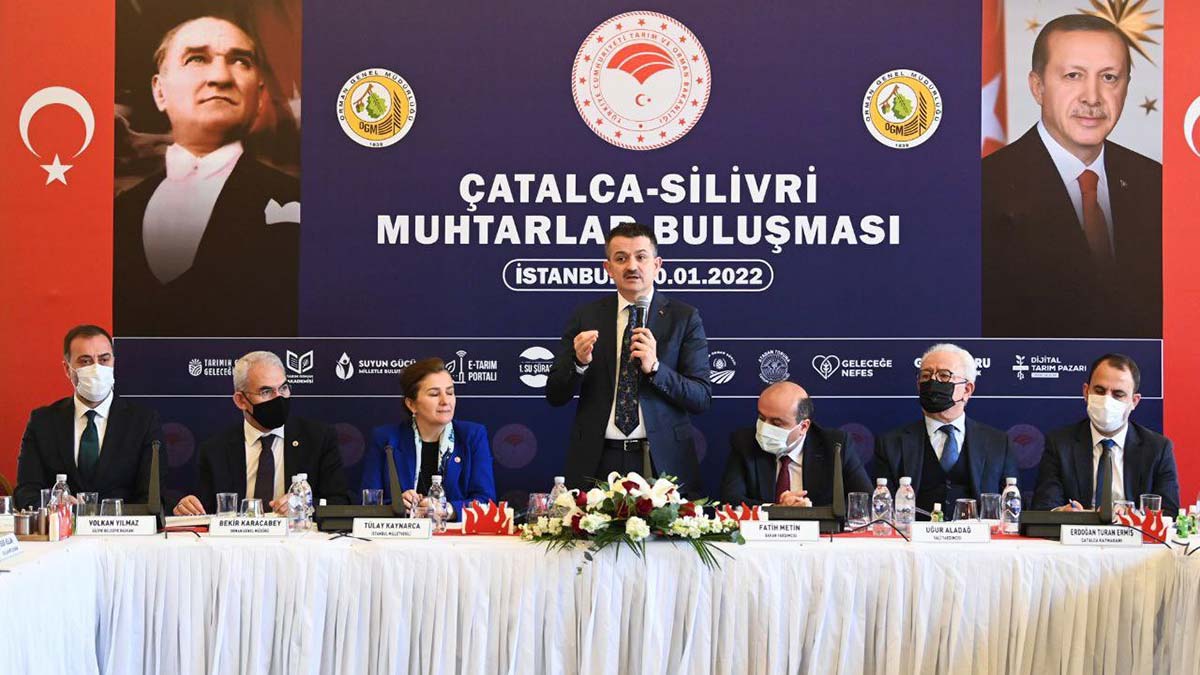 Tarım ve Orman Bakanı Bekir Pakdemirli, "Geçen yıl 39 helikopterle girmiştik, bu sene 55 helikopterle yangın sezonuna giriyor olacağız" dedi.