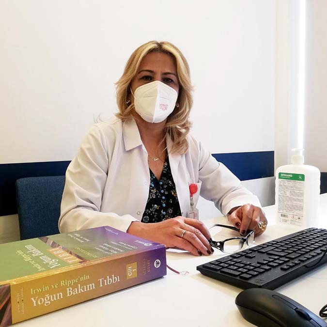 Sağlık Bakanlığı Koronavirüs Bilim Kurulu üyesi Prof. Dr. Sema Turan, "'Omicron'a karşı aşı oluşturulması fikri dünyada da konuşuluyor" dedi.