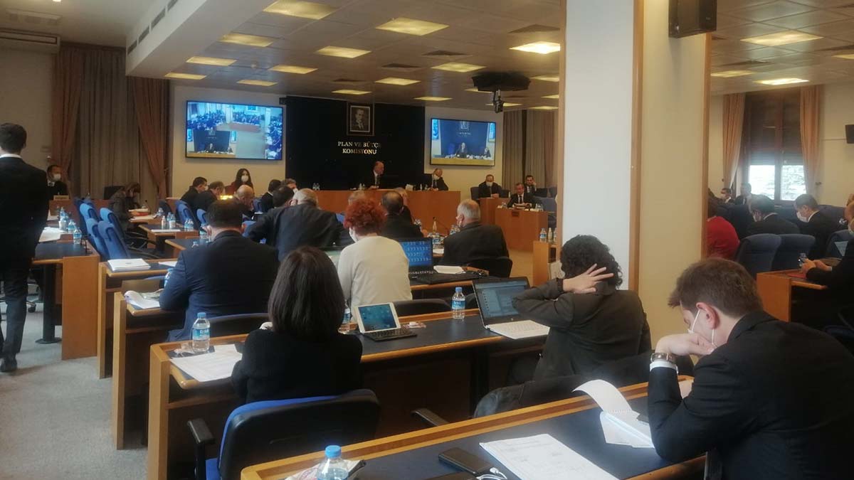 Bireysel emeklilik kanun teklifi komisyonu toplandı