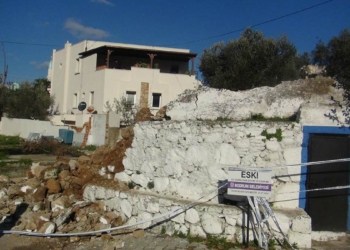 Bodrum'da tarihi sarnıç çöktü