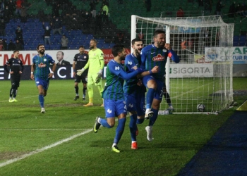 Çaykur Rizespor Fraport TAV Antalyaspor maçı: 2-1