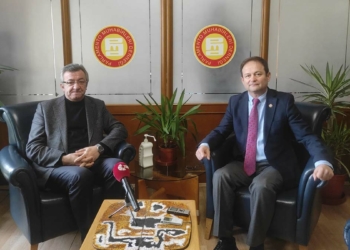 Hiçbir siyasi partinin terör örgütü bağını doğru bulmayız