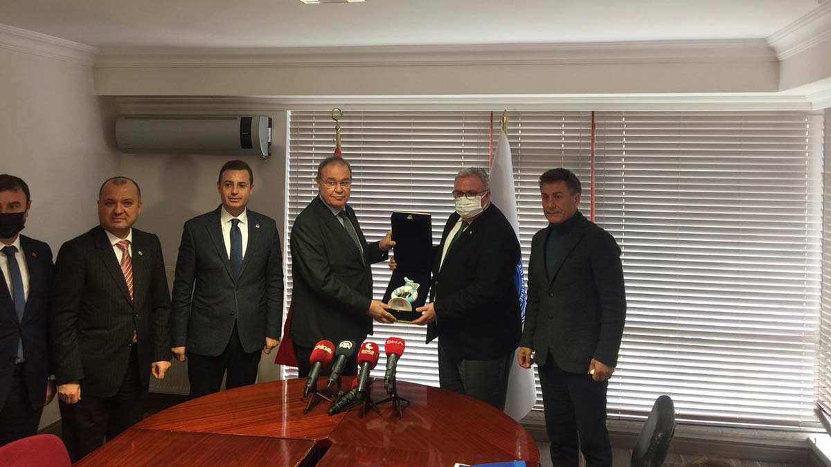 Türkiye'nin süt üretimi ciddi bir sorunla karşı karşıya