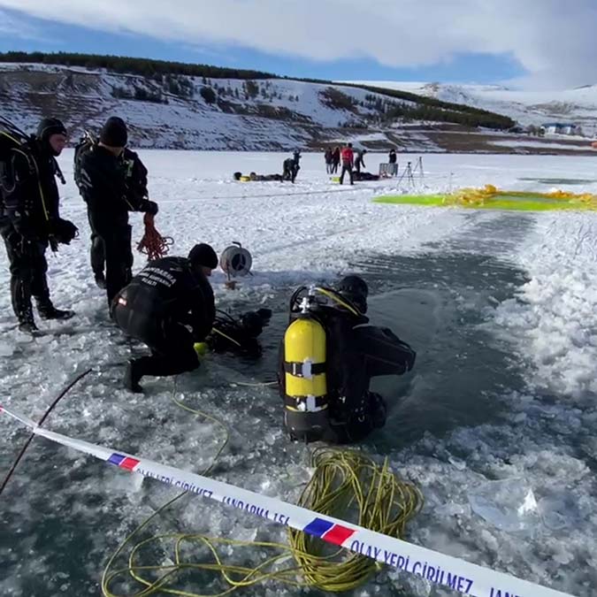 Çıldır Gölü'nde dalış eğitimi