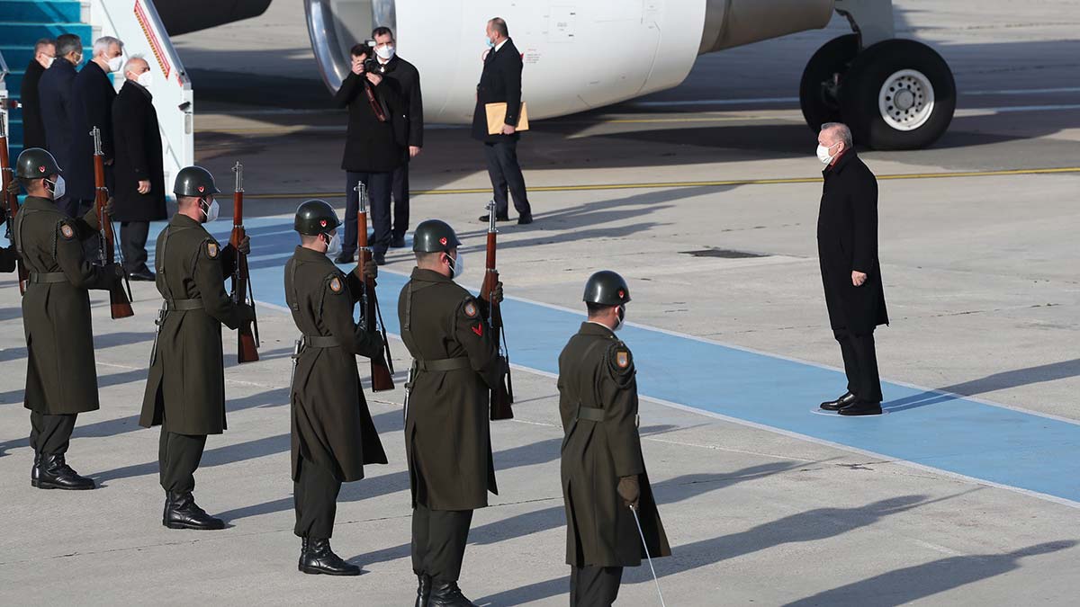 Erdoğan Arnavutluk'a gitti