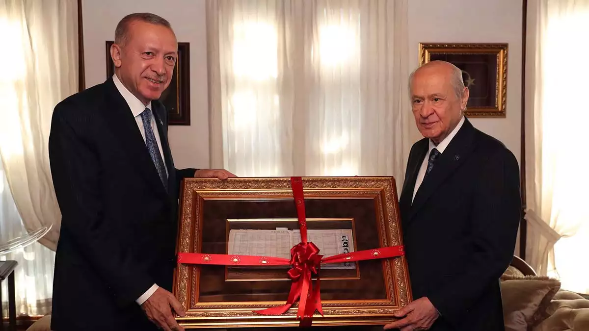 Erdoğan bahçeli'yi evinde ziyaret etti