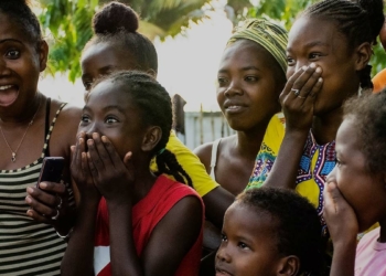 Afrika'da Omicron vaka sayıları ilk defa düştü