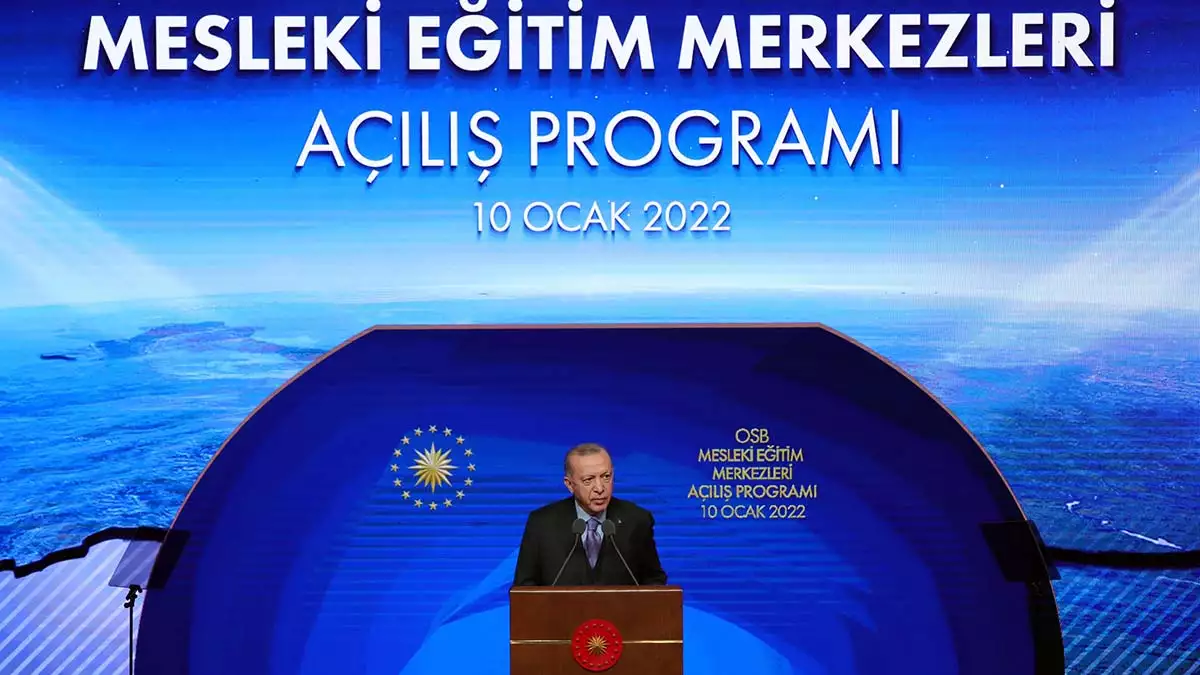 Erdoğan, "mesleki eğitimdeki öğrenci sayısı 159 bin iken şimdi bu sayı 250 bine ulaştı. Yıl sonuna kadar 1 milyon gencimizi mesleki eğitim merkezlerimize dahil ederek istihdamlarını sağlamayı hedefliyoruz" dedi.