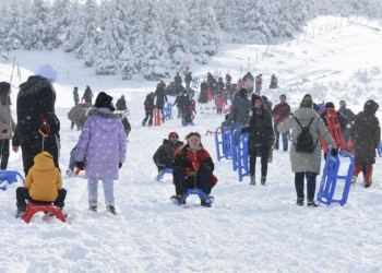 Eskişehir'de kızak şenliği düzenlendi