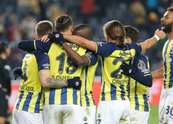 Fenerbahçe'de 2 futbolcunun koronavirüs testi pozitif