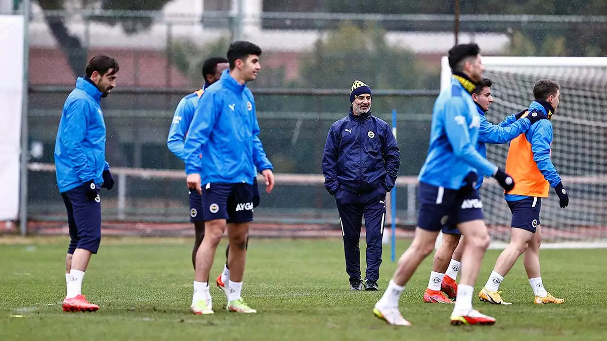 Fenerbahçe antalya kampı sona erdi