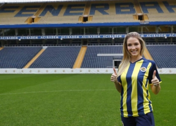Jessica Çarmıklı, 6 numaralı formayı giyecek