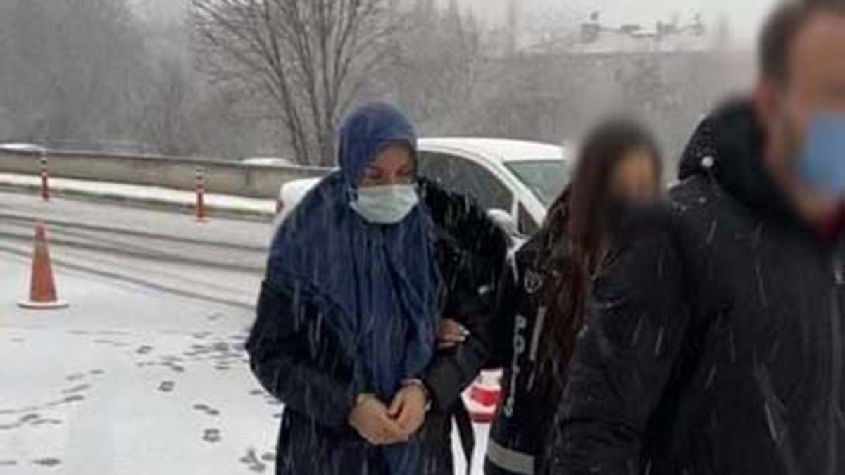 FETÖ'nün firari muhasebeci ablası yakalandı