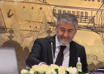 Bakan Nebati ekonomistlerle bir araya geldi