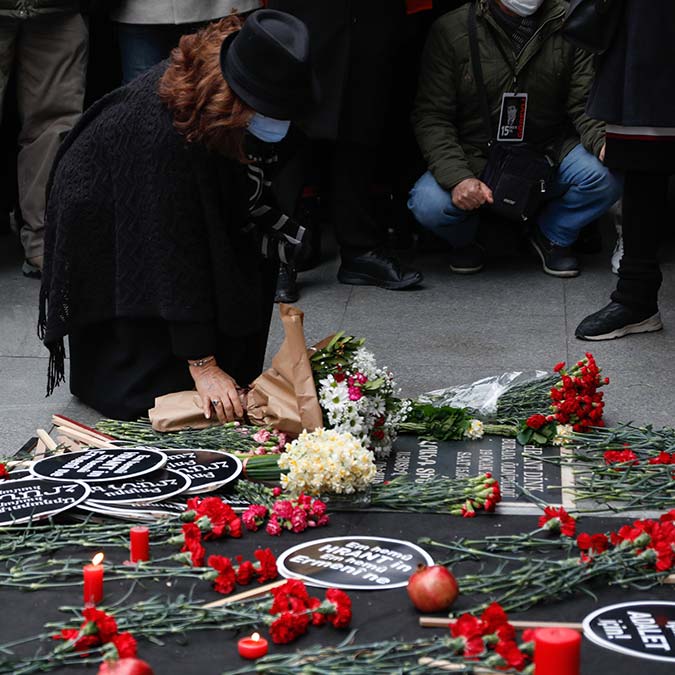 Hrant Dink saldırıya uğradığı noktada anıldı