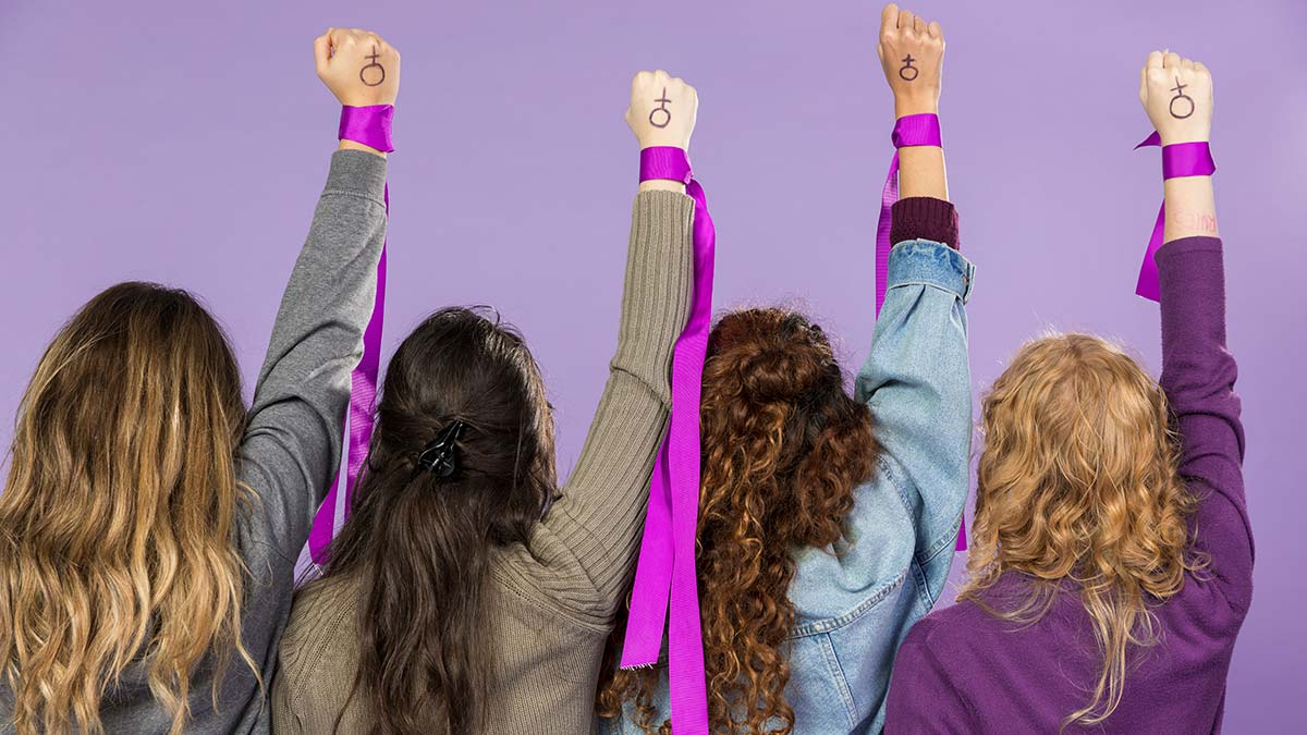 Toplumun yapı taşı kadın;