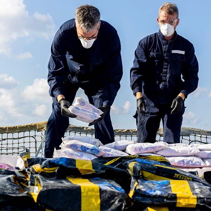 Umman Körfezi'nde 20 milyon dolarlık uyuşturucu ele geçirildi