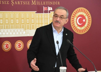 Türkiye hızla bir fakirleşmeye doğru gidiyor