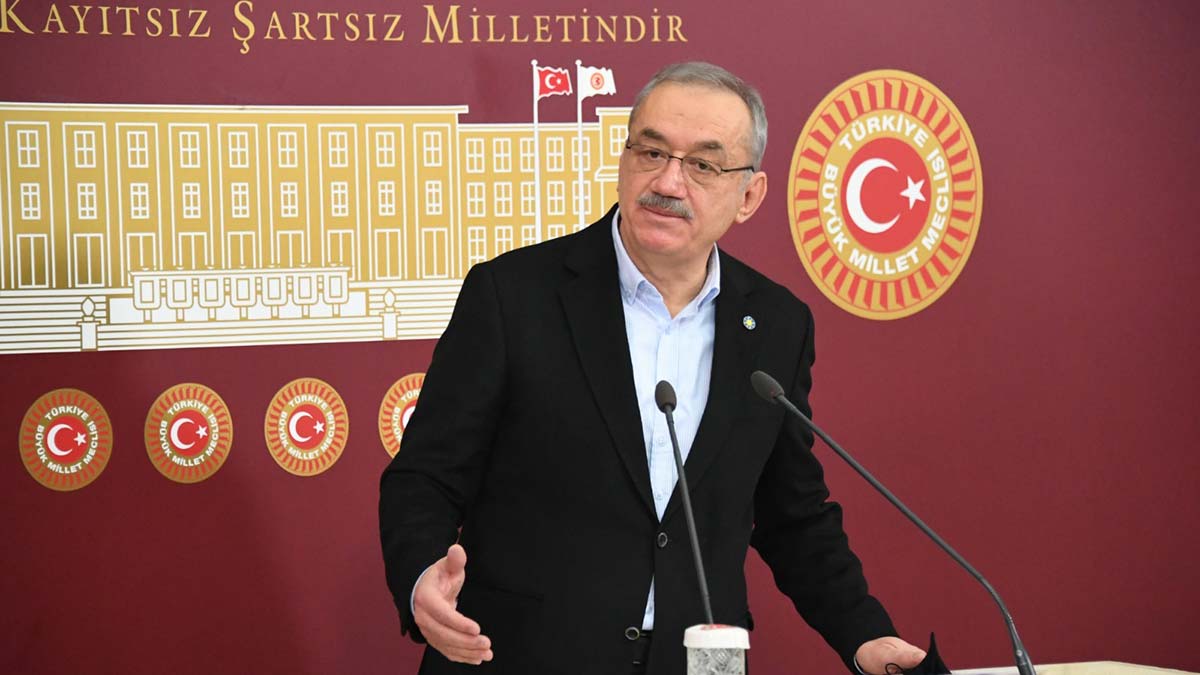 Türkiye hızla bir fakirleşmeye doğru gidiyor