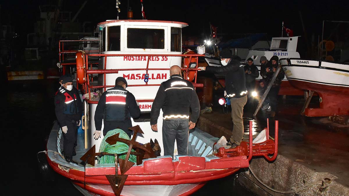 İzmir'de uyuşturucu operasyonu; 65 gözaltı kararı