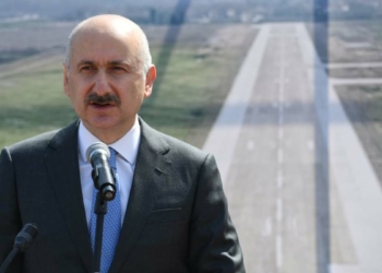 Hava yolu ile seyahat yüzde 57,4 arttı