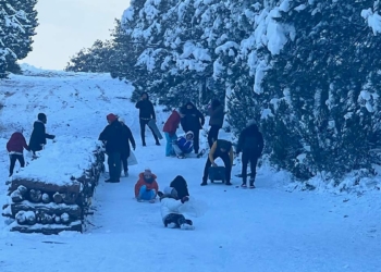 İstanbul'da kayarak eğlendiler