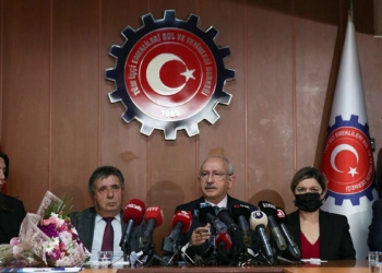 Emeklilerin bir araya gelmesi lazım
