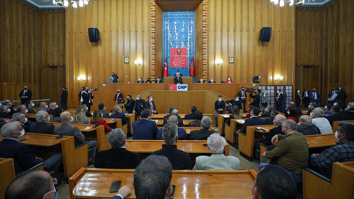 Osman Kavala AİHM kararına rağmen hapiste