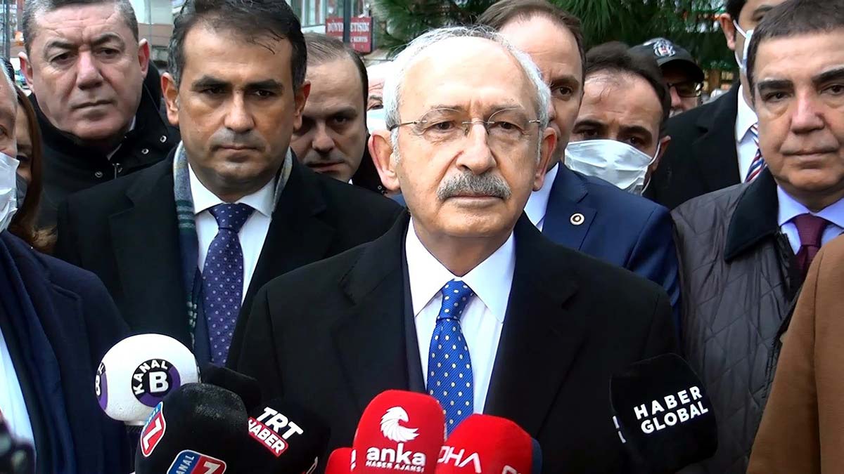 CHP Genel Başkanı Kemal Kılıçdaroğlu, Cumhurbaşkanı Recep Tayyip Erdoğan'a yönelik "Seçim tarihini belirlesin, biz adayımızı belirleyeceğiz" dedi.