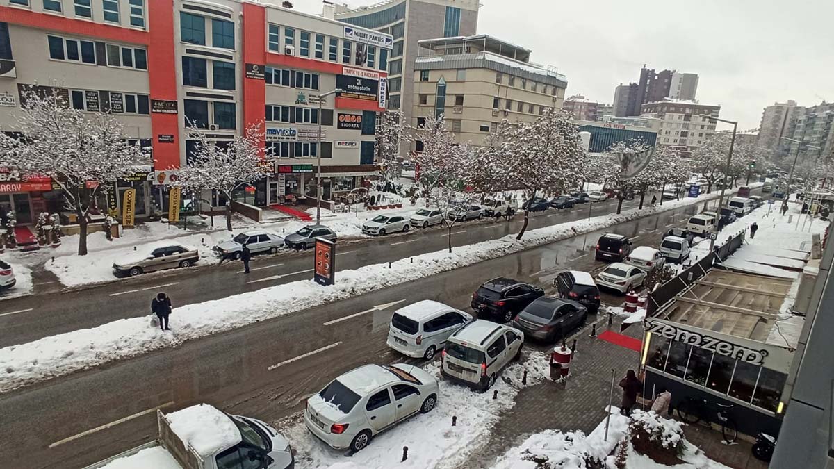 Konya Meram'da deprem