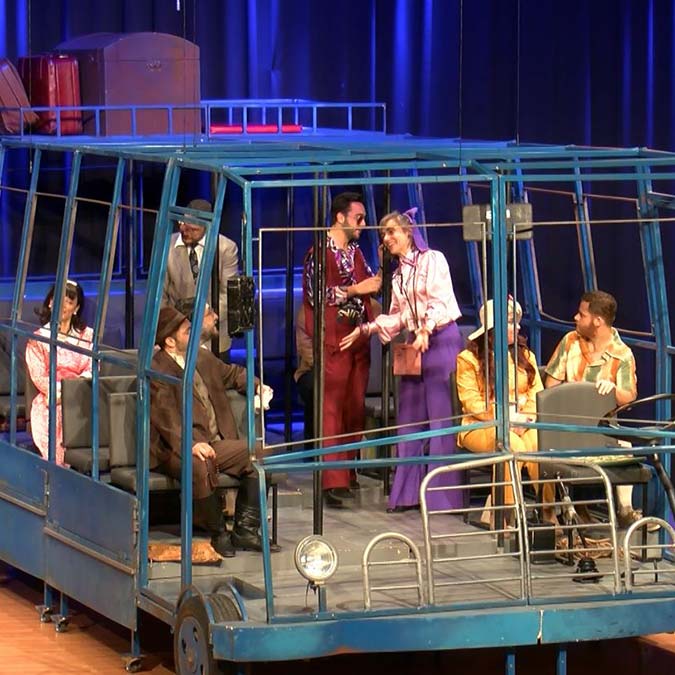 “Mavi Kuş” tiyatroseverlerle bir kez daha buluştu