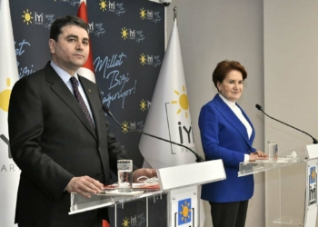 Kimse 'sokağa çıkmak' diye bir cümle kurmamış