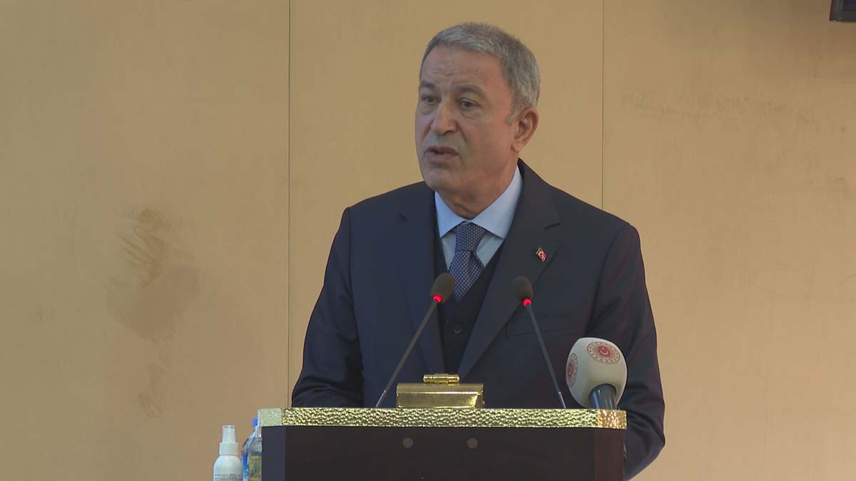 NATO'nun aktif ve canlı olduğuna inanıyoruz