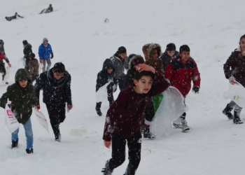 Aksaray'da kar eğlencesi