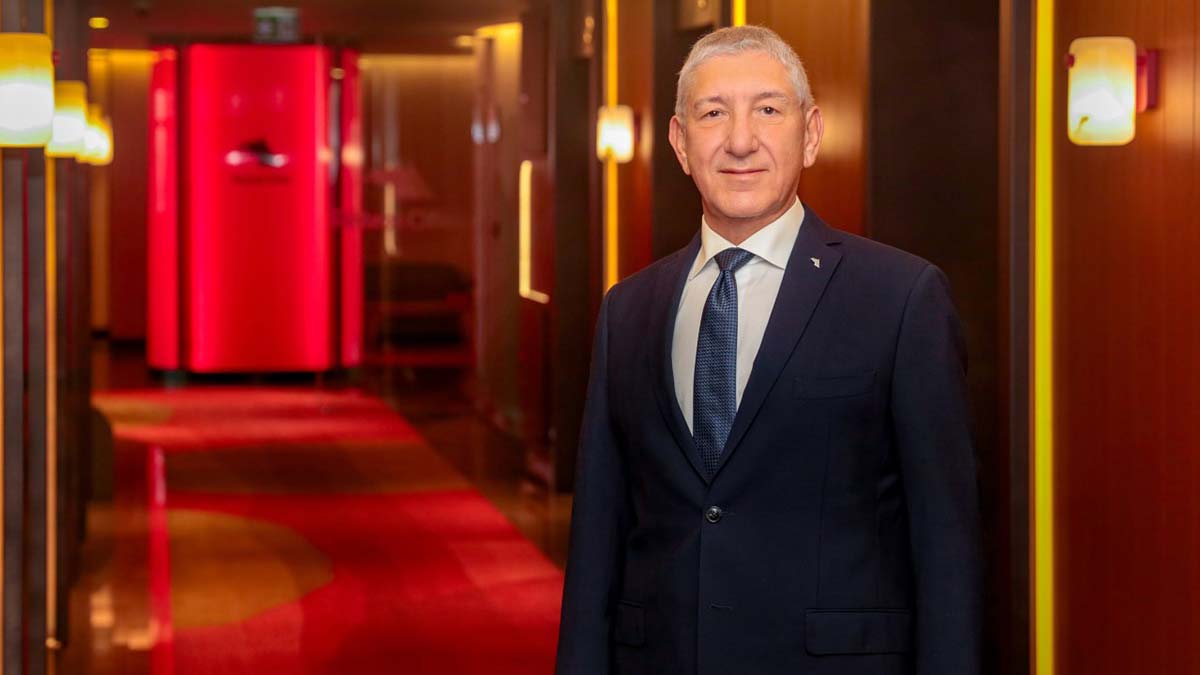 Selim Şiper’e ‘Altın Lider’ ödülü