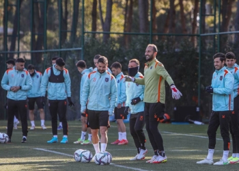 Salih Uçan ilk antrenmana çıktı