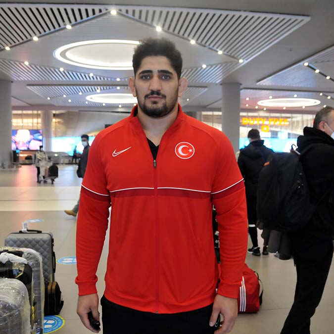 Türkiye Grekoromen Güreş Milli Takımı yurda döndü