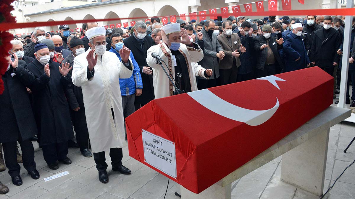 Murat Alyakut son yolculuğuna uğurlandı