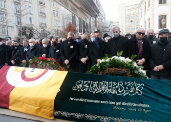 Selahattin Beyazıt son yolculuğuna uğurlandı