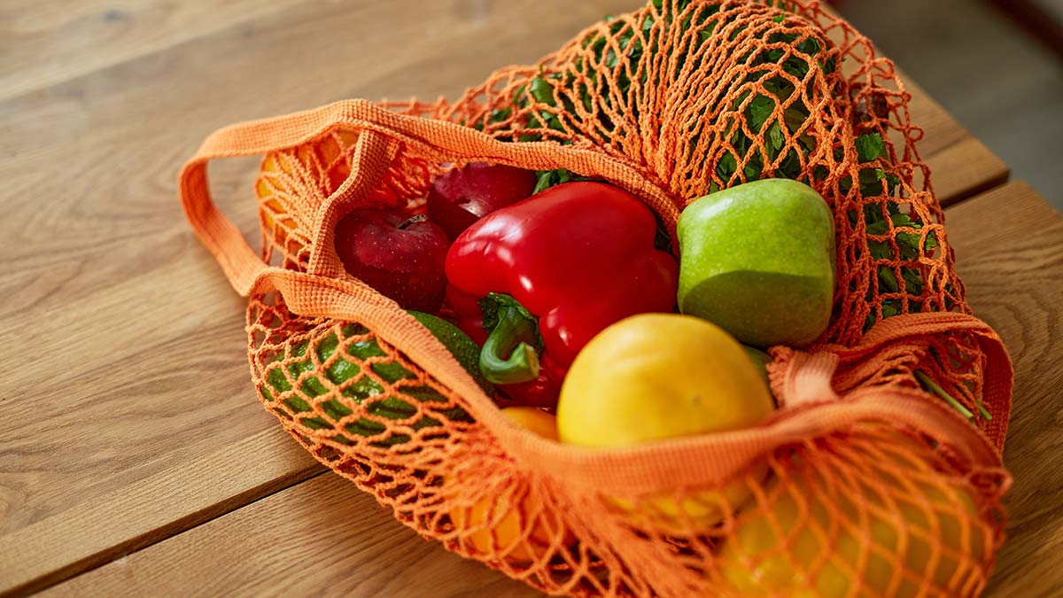 Zincir marketlere bez çanta zorunluluğu