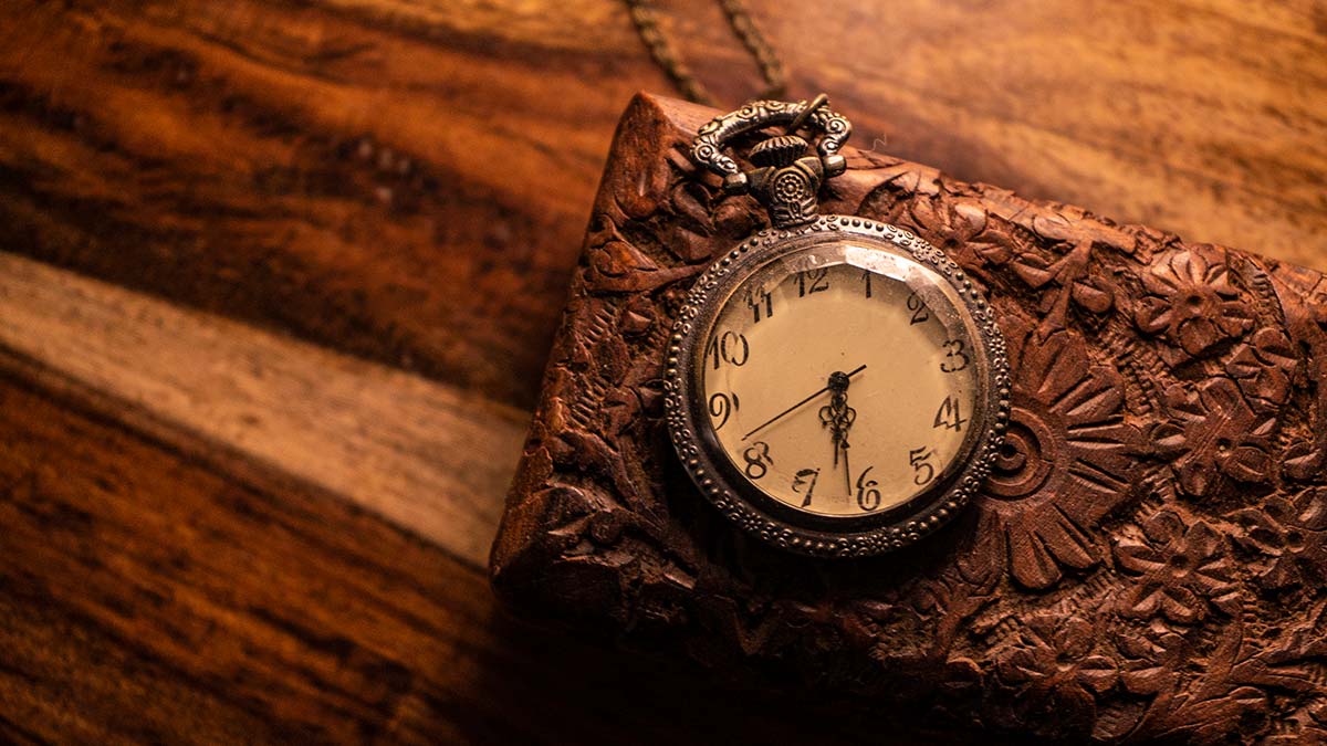 Geçmiş tozdur ya hani üfle gitsin