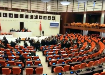TBMM Genel Kurulu'nda gerginlik